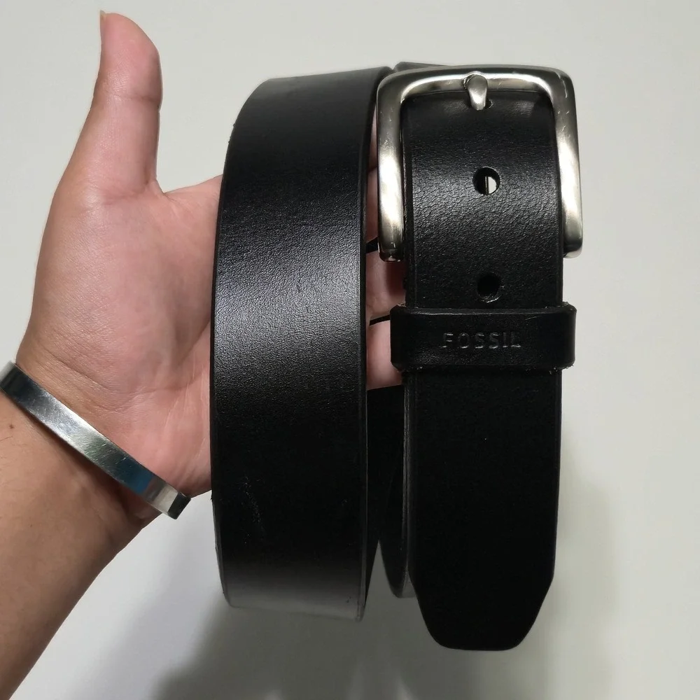 Fossil Mens Belt 38 Black Genuine Leather Silver Buckle Classic Casual Dress